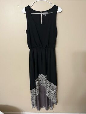 Sleeveless Black Maxi Dress with animal print at the bottom